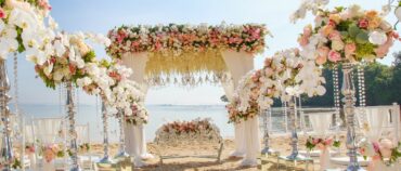 Planning a Beach Wedding? Catering Tips That Actually Work