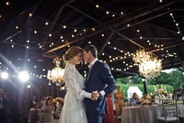 Top Wedding Food Trends Couples Are Choosing in 2026